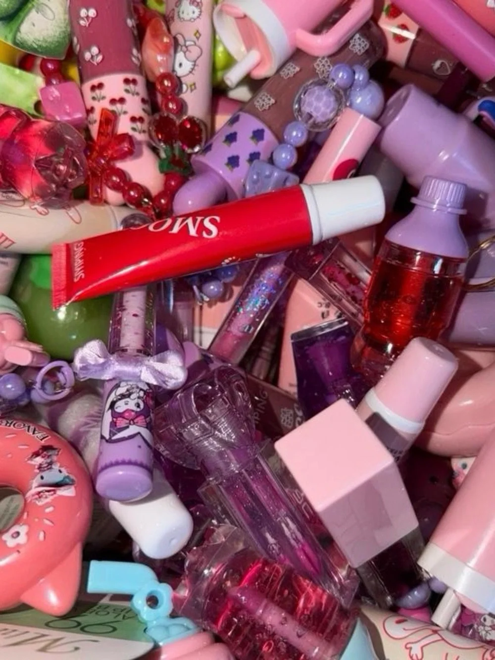 18-20 piece lipgloss scoop